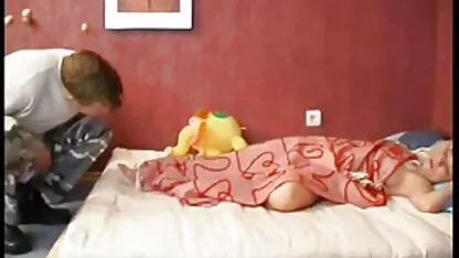 घर का फुल सेक्सी फिल्म वीडियो में बना किशोर टक्कर लगी